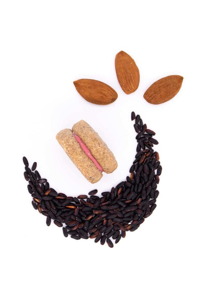 Baci al Caffè — Frolla alla Nocciola Piemonte IGP con ganache al caffè espresso. Il profumo del 